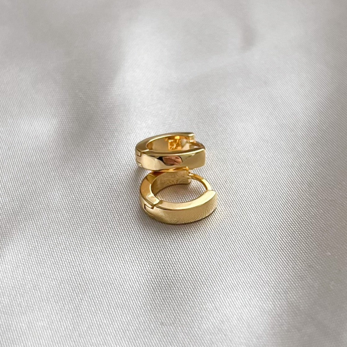 Starburst Huggie Hoop Earrings | Lilith and Selene