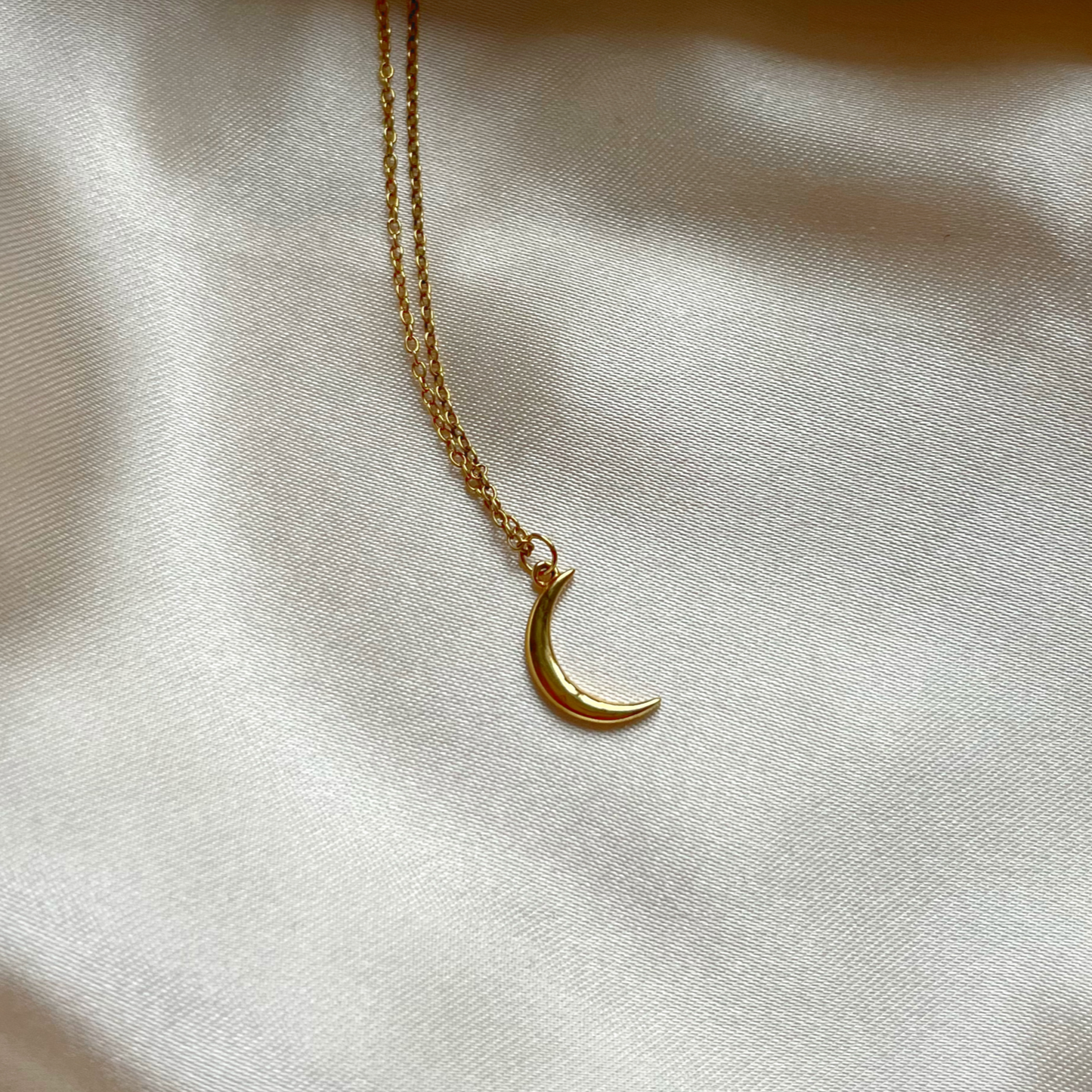 Mini Moon Layering Necklace