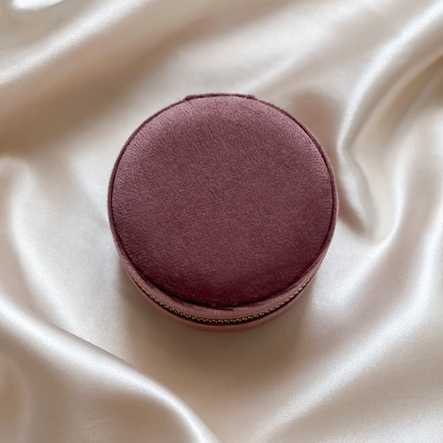 Rose Pink Velvet Round Travel Jewellery Case